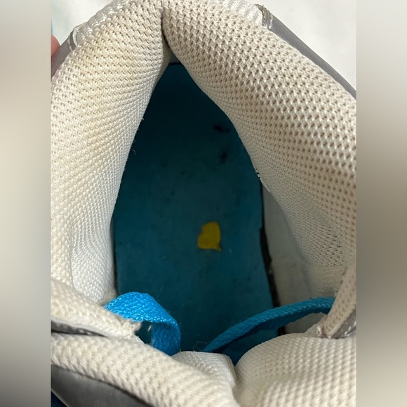 Nike air prestige - silver high tops women’s size 7 - Picture 3 of 9